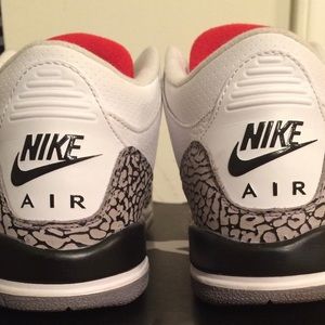 Air Jordan III (White Cement) size 6.5 big kids